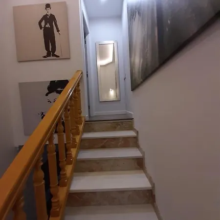 Villa Precioso Chalet De Lujo En Capital, Junto Al Parque Tecnológico *